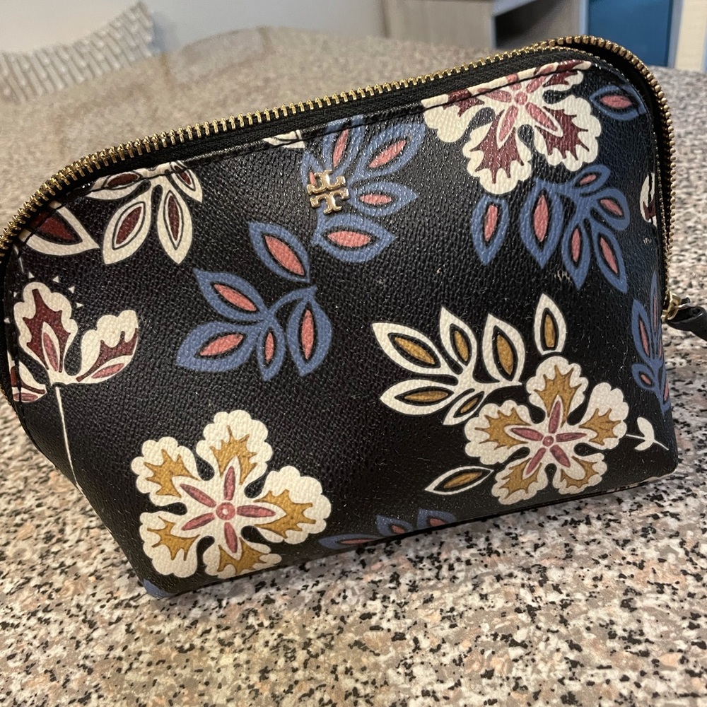 Tory Burch makeup bag!